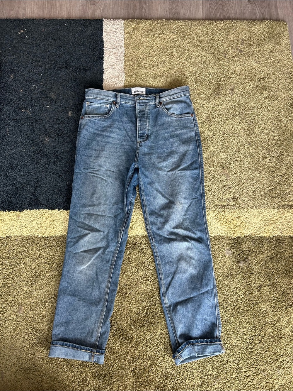 DUER Women’s Straight Light Blue Denim Jeans